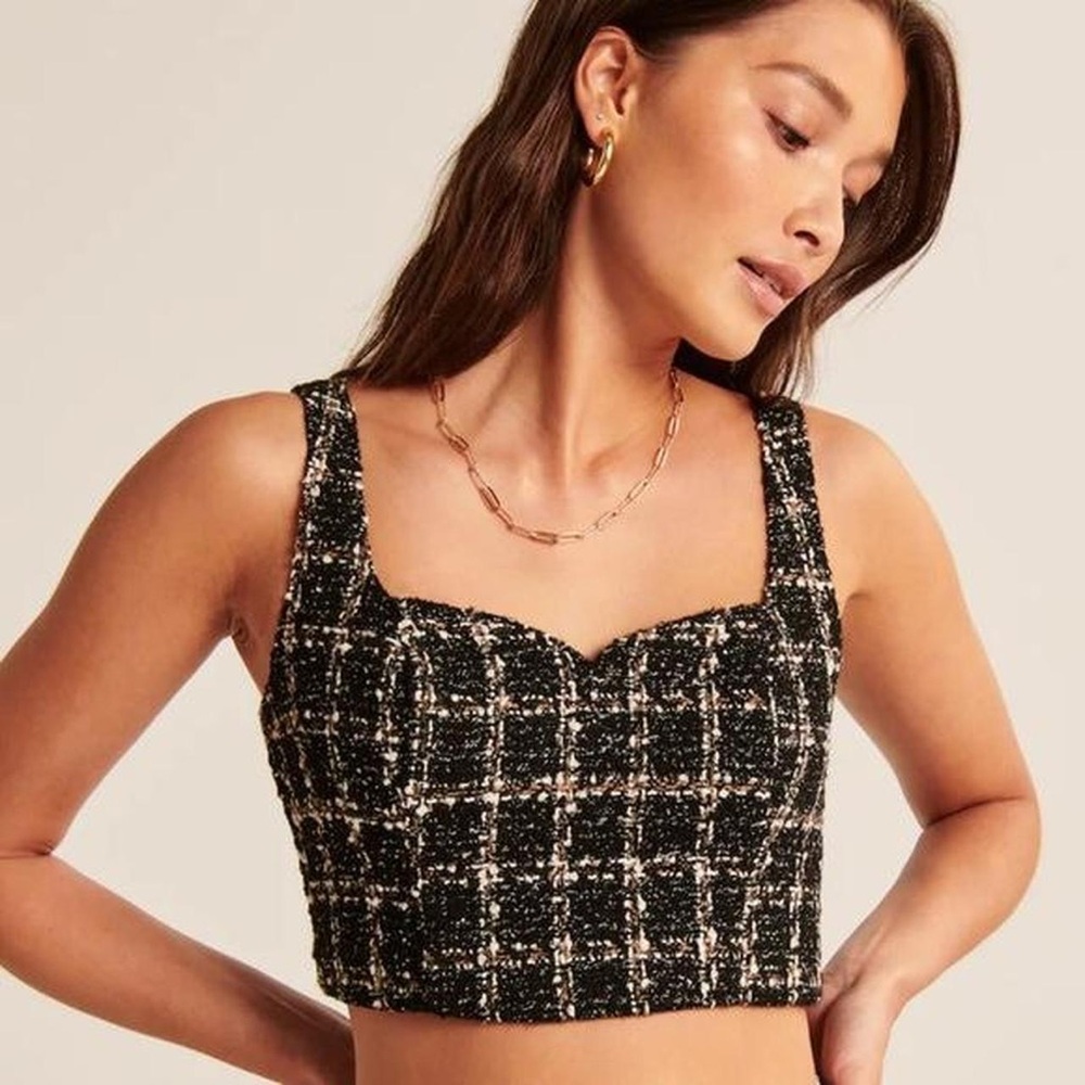 Abercrombie and Fitch black tweed crop top